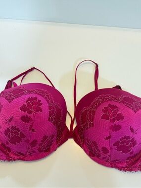 Victoria's Secret Hot Pink Floral Lace Push-Up Bra